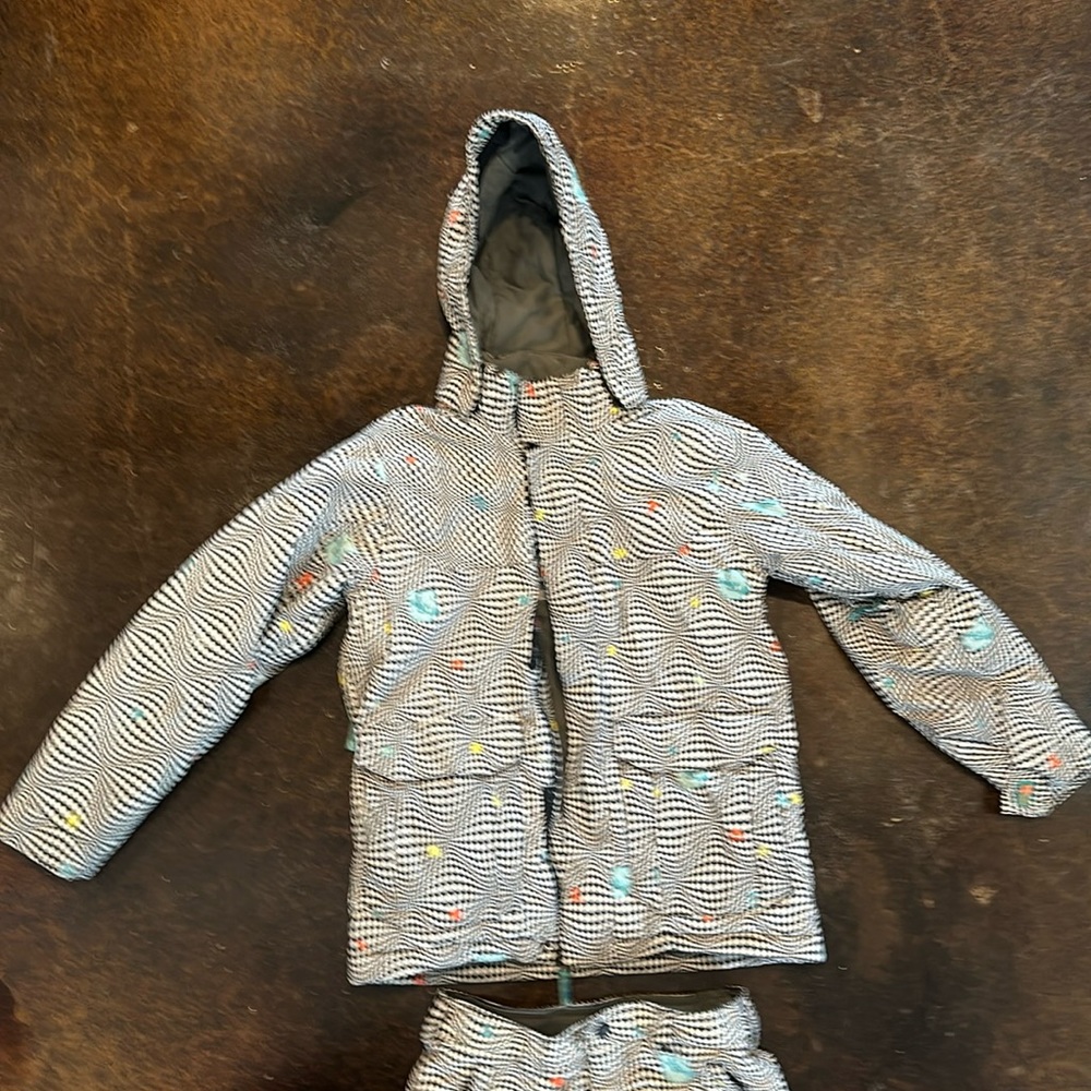 Burton kids jacket and pants size us 10/12